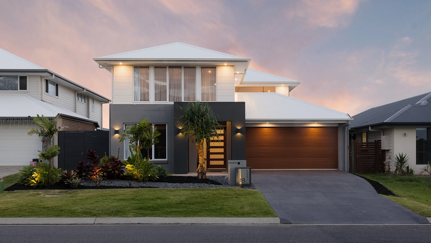 Facade and Garage Design